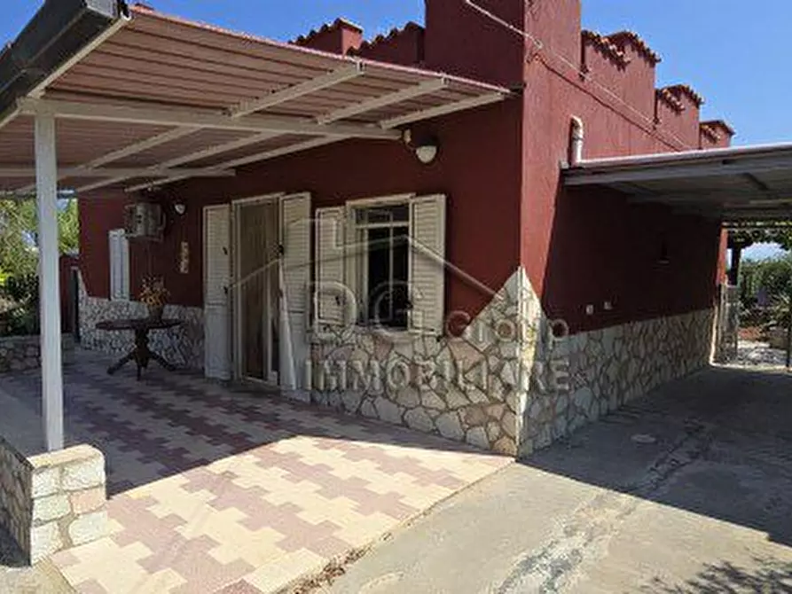 Immagine 4 di Villa in vendita  a Alcamo