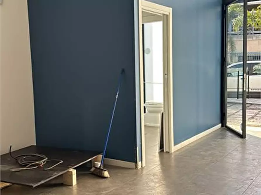 Immagine 7 di Negozio in affitto  a Alcamo