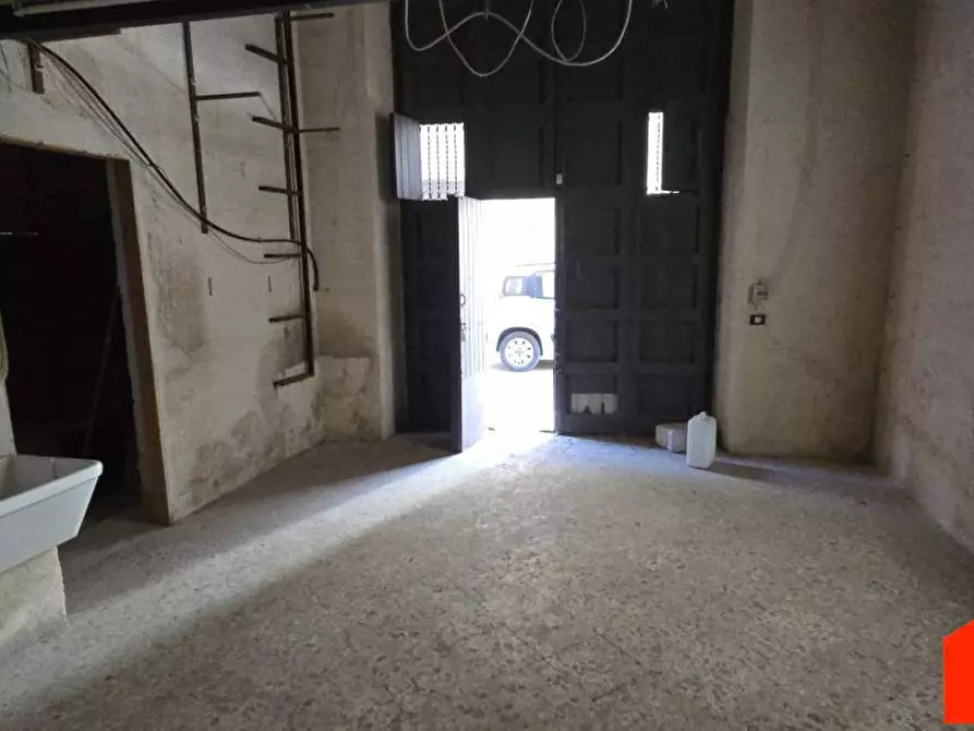 Immagine 5 di Negozio in affitto  a Alcamo