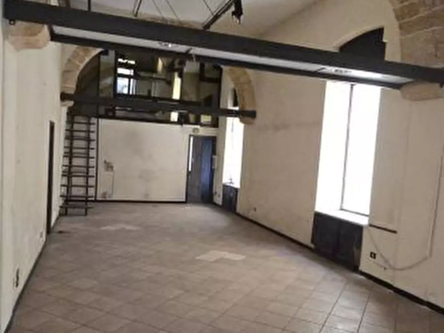 Immagine 3 di Negozio in affitto  a Alcamo