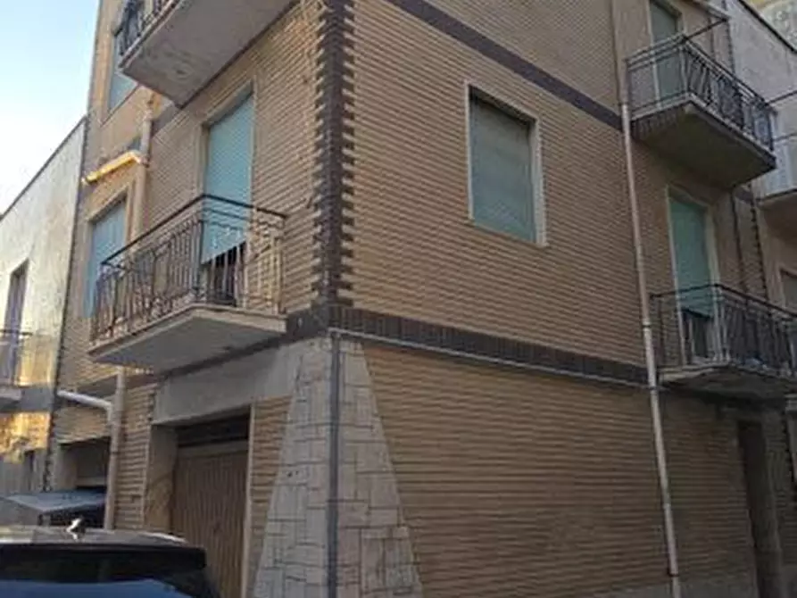 Immagine 1 di Appartamento in vendita  a Alcamo