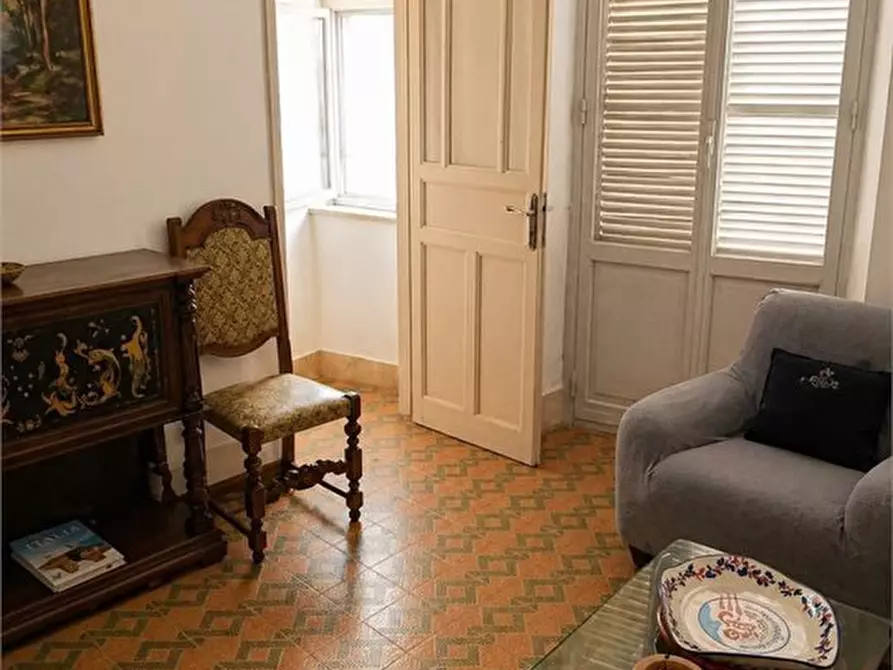 Immagine 1 di Casa indipendente in vendita  a Alcamo