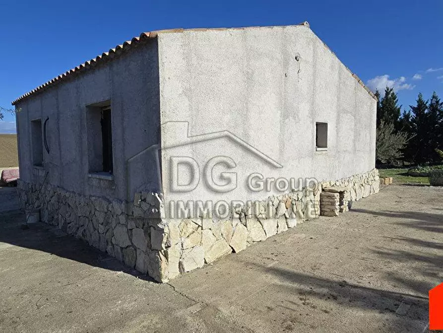 Immagine 1 di Villa in vendita  a Alcamo