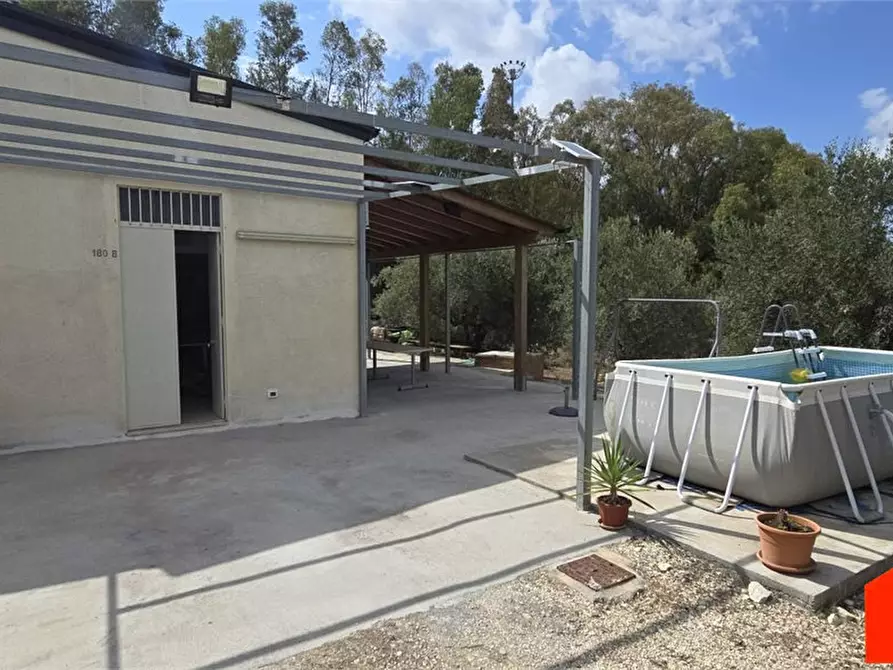 Immagine 1 di Casa indipendente in vendita  a Alcamo