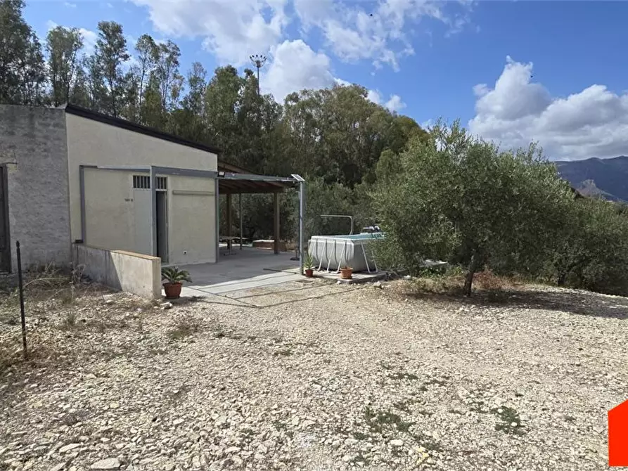 Immagine 3 di Casa indipendente in vendita  a Alcamo