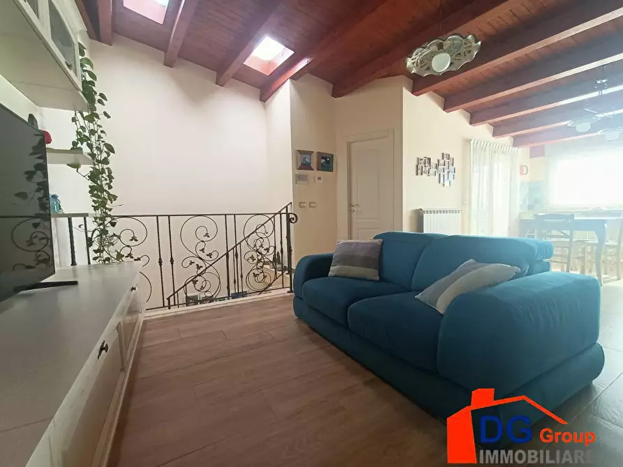 Immagine 2 di Casa indipendente in vendita  a Alcamo