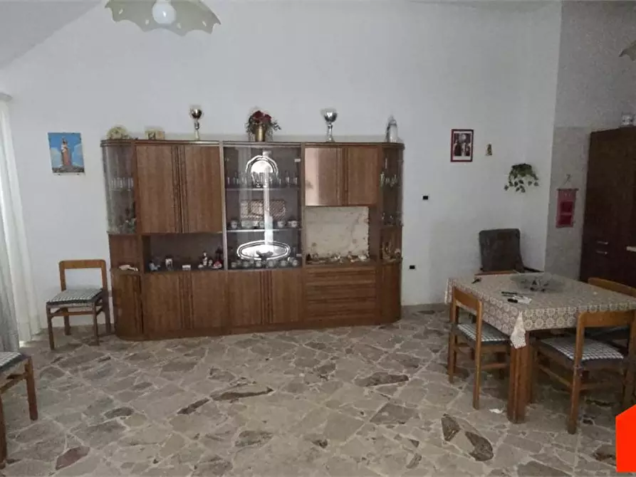 Immagine 2 di Casa indipendente in vendita  a Alcamo