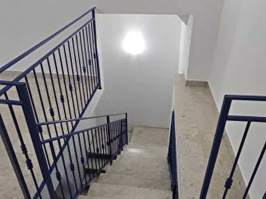 Immagine 5 di Negozio in vendita  a Alcamo