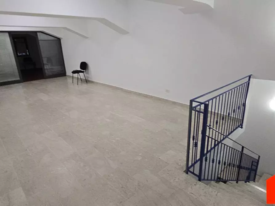 Immagine 4 di Negozio in vendita  a Alcamo