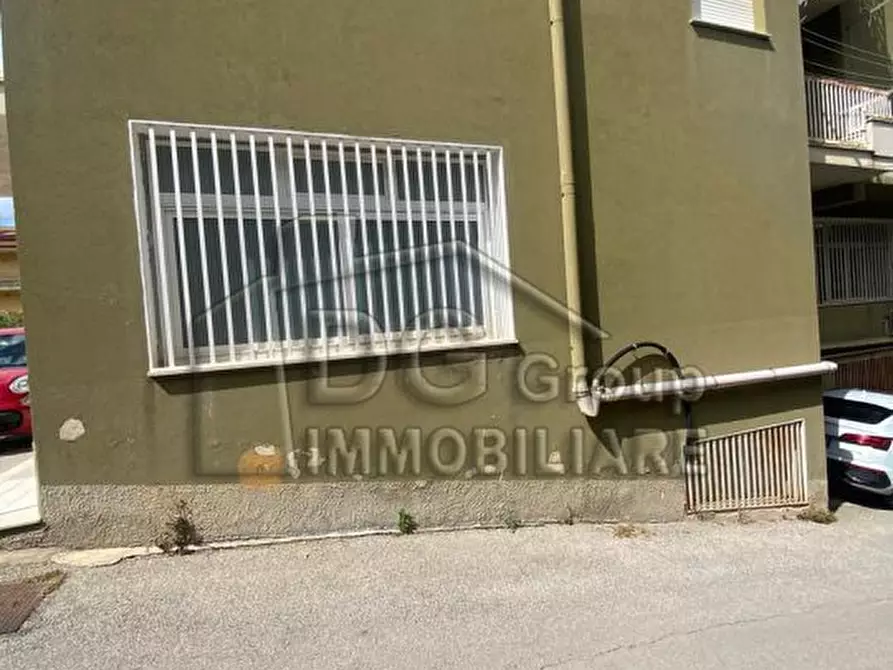 Immagine 2 di Magazzino in vendita  a Alcamo