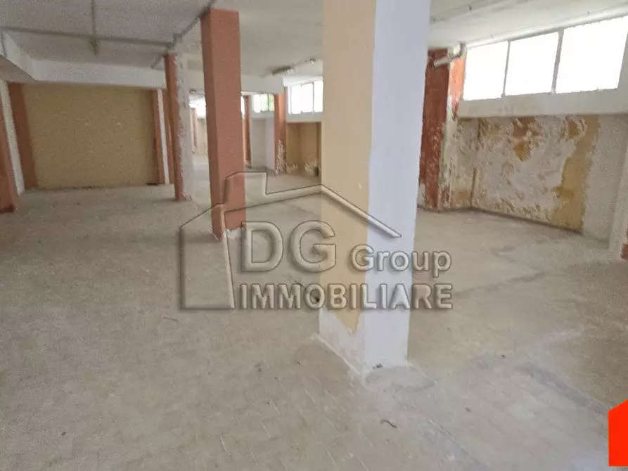 Immagine 5 di Magazzino in vendita  a Alcamo