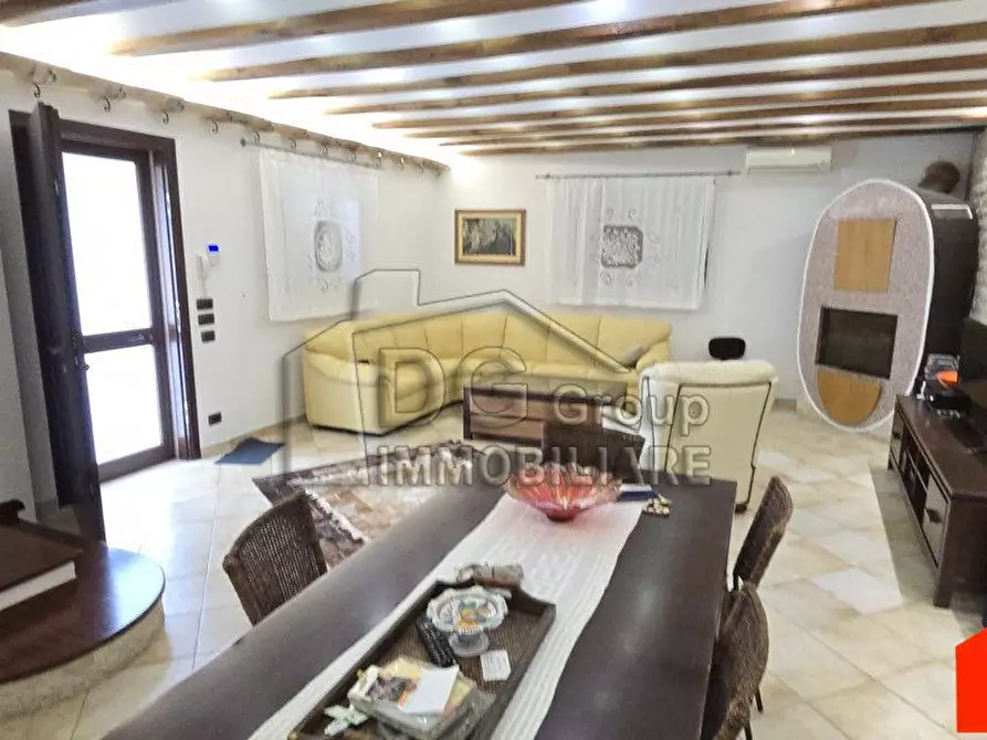 Immagine 4 di Villa in vendita  a Alcamo