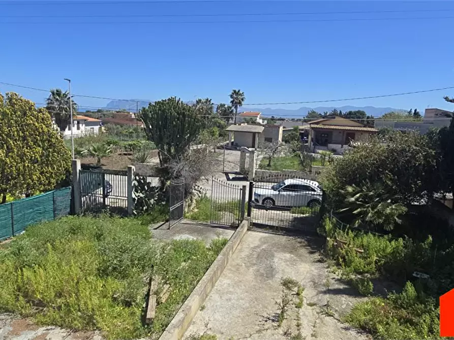 Immagine 2 di Villa in vendita  a Alcamo
