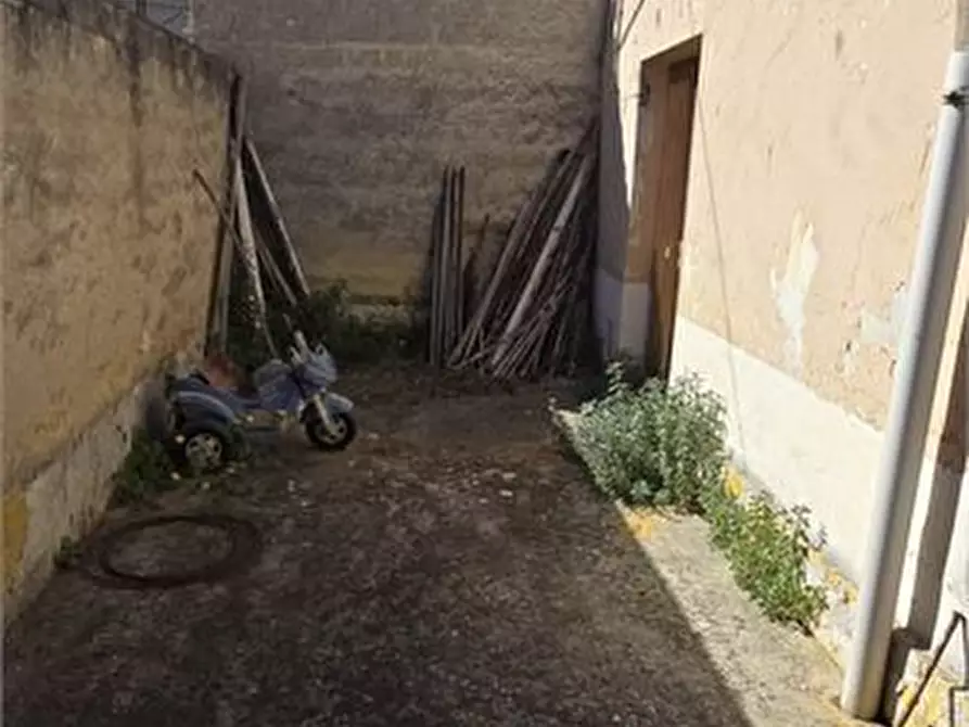 Immagine 9 di Villa in vendita  a Alcamo