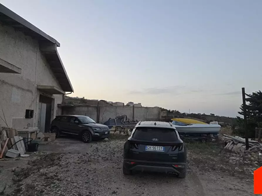 Immagine 3 di Villa in vendita  a Alcamo