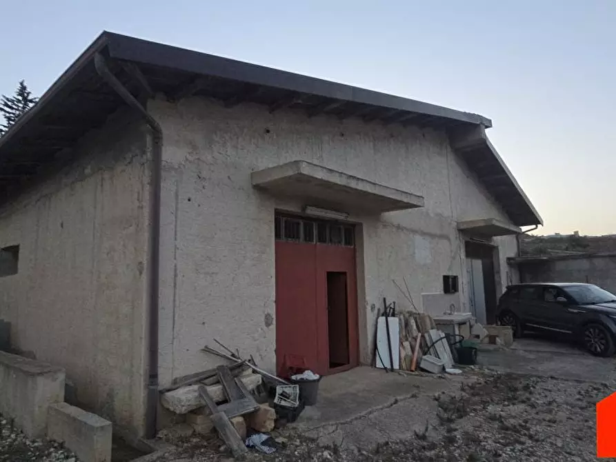 Immagine 1 di Villa in vendita  a Alcamo