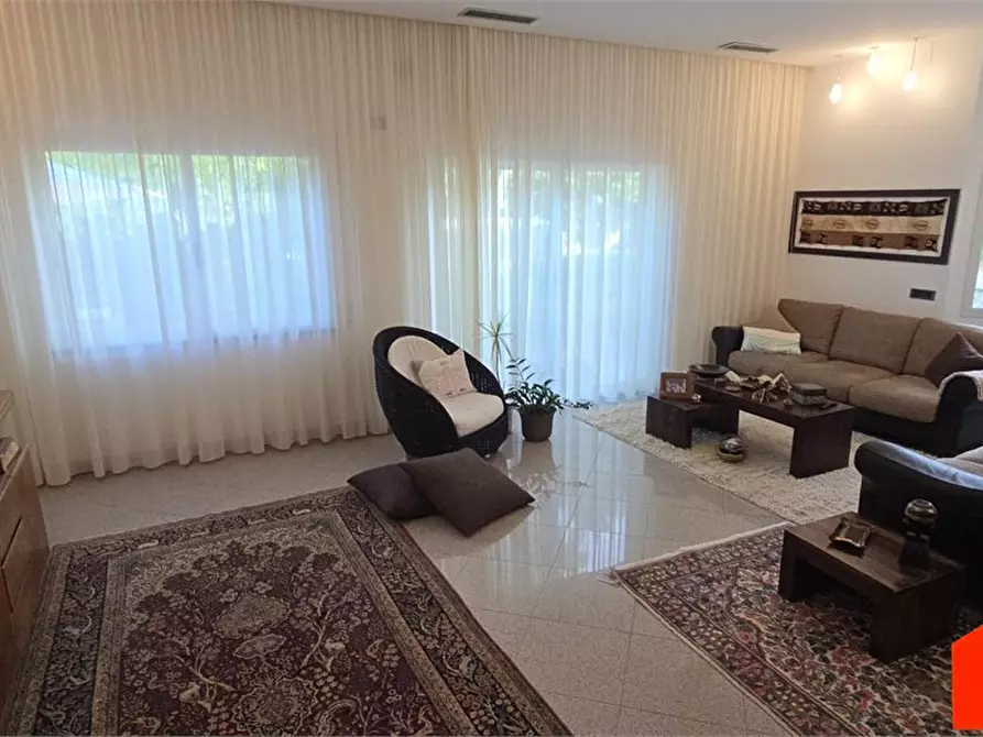 Immagine 6 di Villa in vendita  a Alcamo