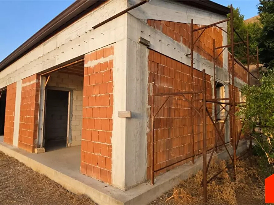 Immagine 2 di Villa in vendita  a Alcamo