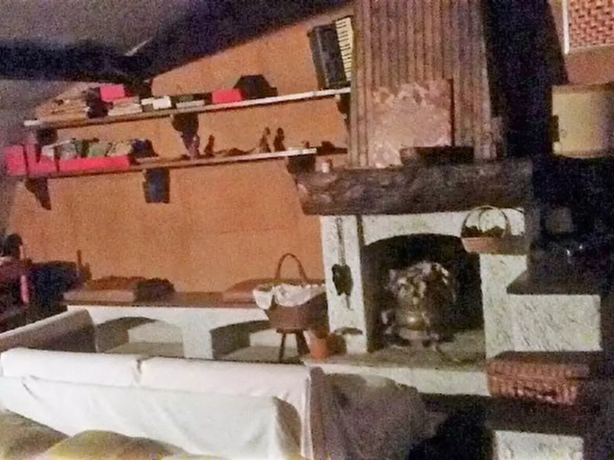 Immagine 8 di Rustico / casale in vendita  a Casei Gerola
