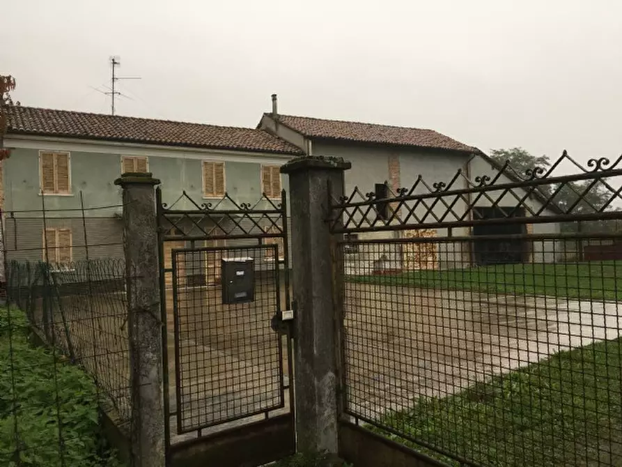Immagine 2 di Casa semindipendente in vendita  a Casei Gerola