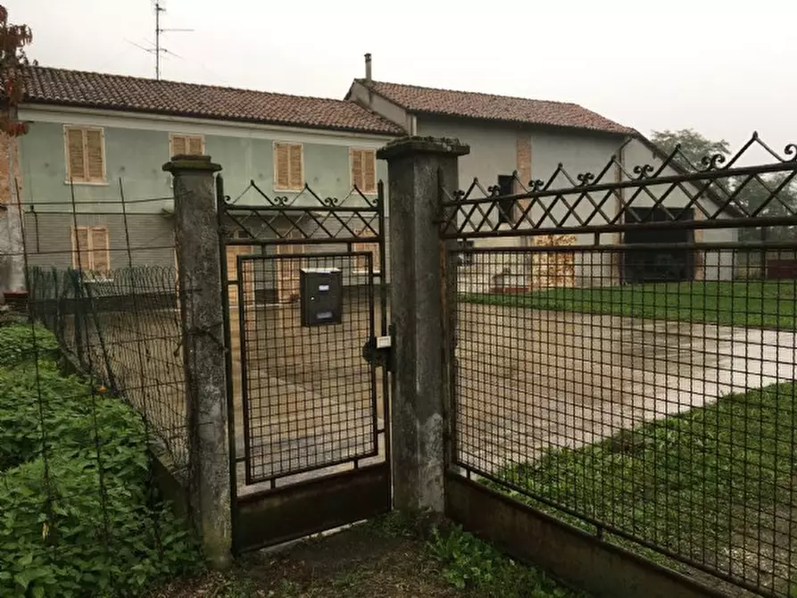 Immagine 3 di Casa semindipendente in vendita  a Casei Gerola