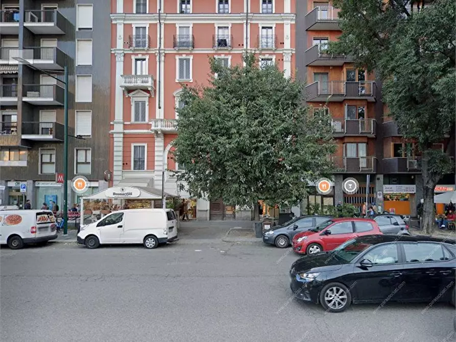Immagine 1 di Appartamento in affitto  9 a Milano