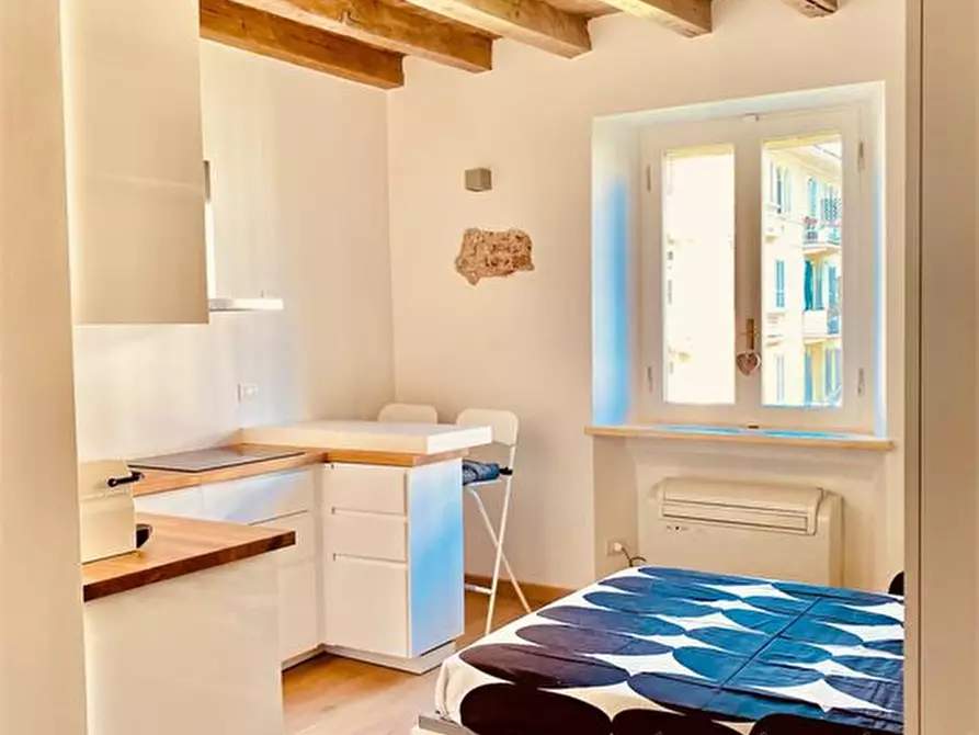 Immagine 10 di Appartamento in affitto  11 a Milano
