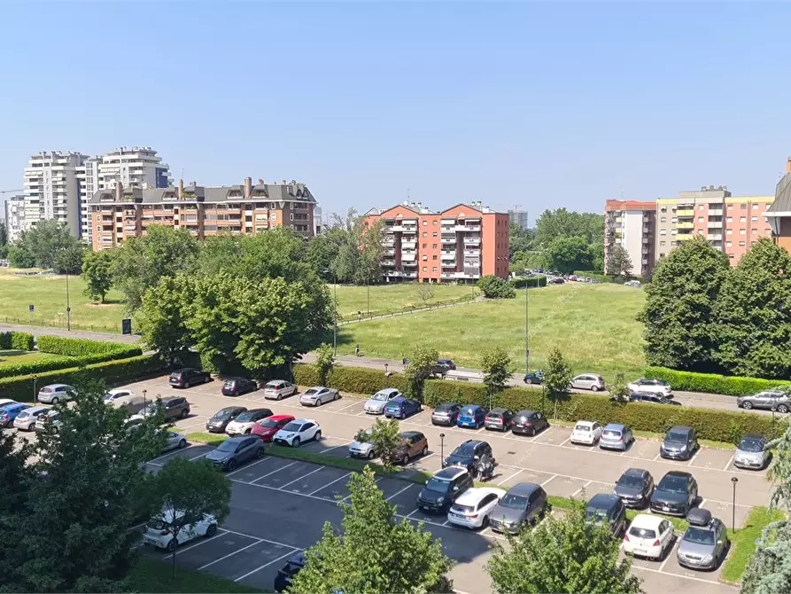 Immagine 1 di Appartamento in vendita  a Milano
