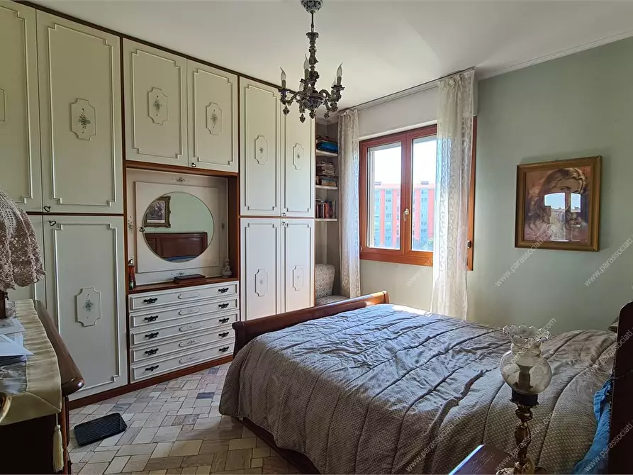 Immagine 9 di Appartamento in vendita  a Milano
