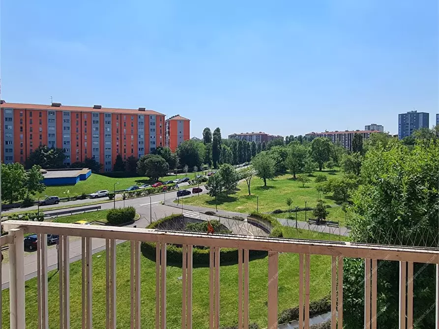 Immagine 2 di Appartamento in vendita  a Milano