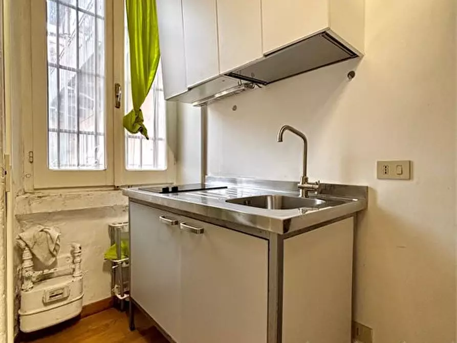 Immagine 4 di Appartamento in vendita  7 a Milano