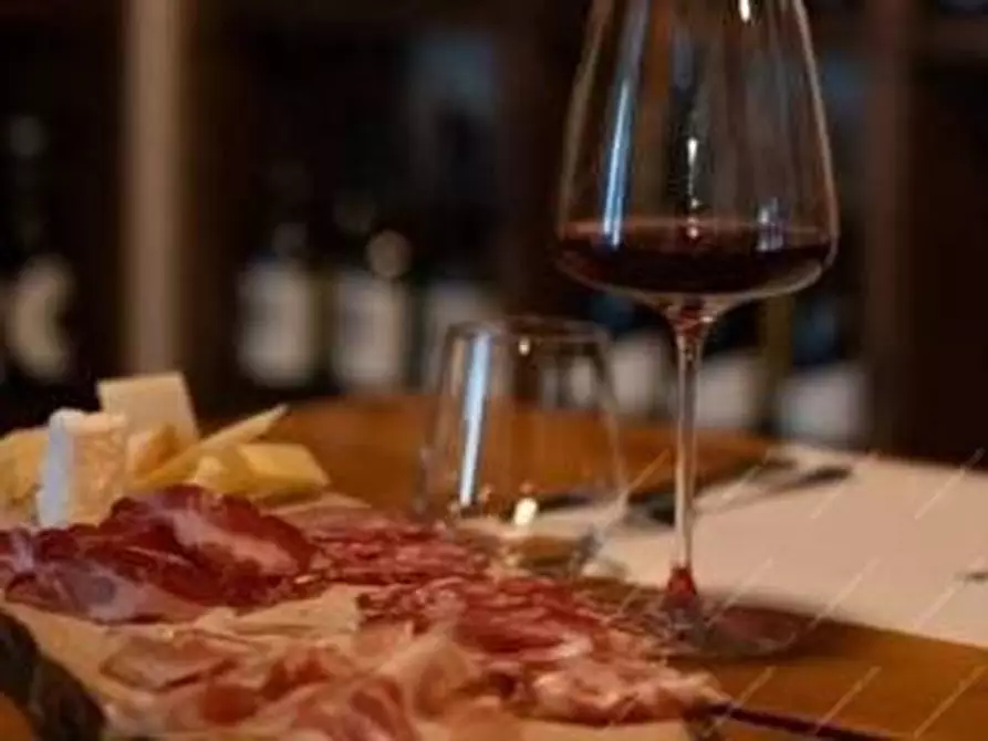 Immagine 1 di Bar / Ristorante in vendita  a Milano