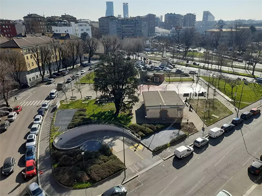 Immagine 1 di Terreno edificabile in vendita  a Milano