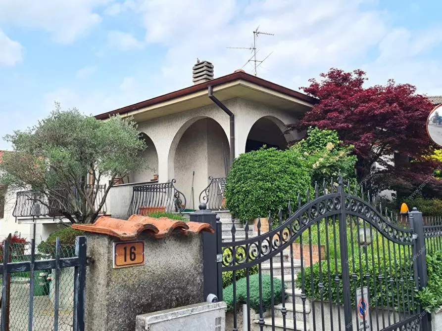 Immagine 3 di Villa in vendita  a Cornegliano Laudense