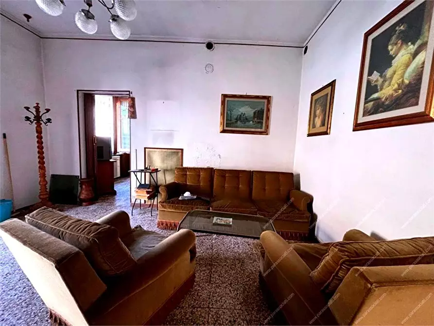 Immagine 10 di Rustico / casale in vendita  7 a Gambarana