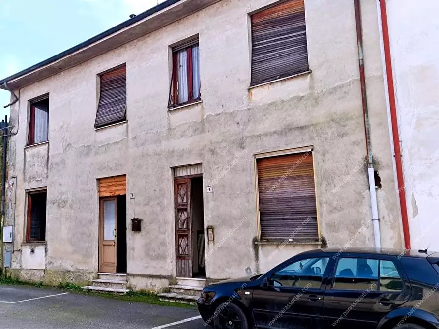 Immagine 3 di Rustico / casale in vendita  7 a Gambarana