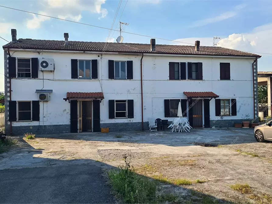 Immagine 2 di Rustico / casale in vendita  3 a Mezzana Bigli