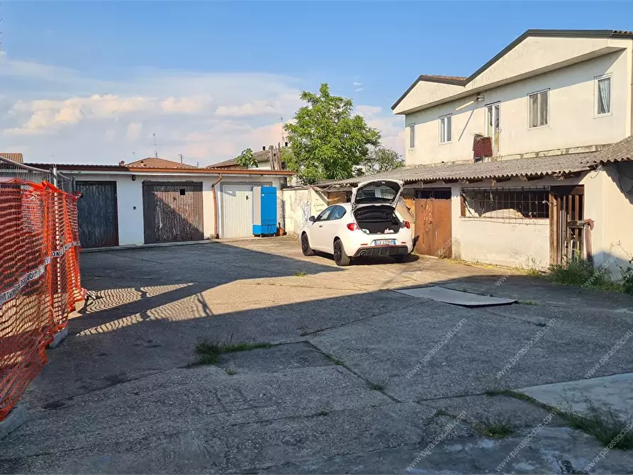 Immagine 2 di Rustico / casale in vendita  3 a Mezzana Bigli