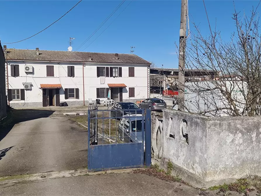 Immagine 3 di Rustico / casale in vendita  3 a Mezzana Bigli