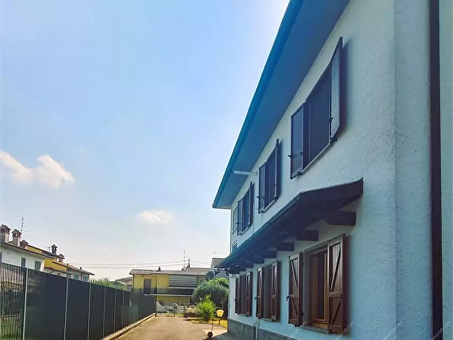 Immagine 9 di Villa in vendita  26 a Miradolo Terme
