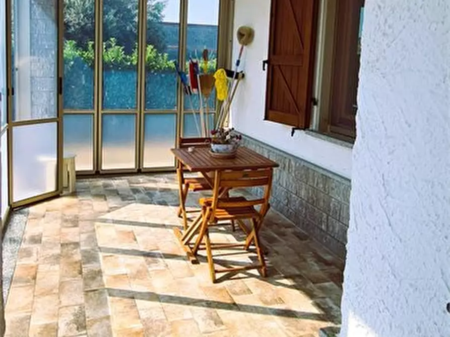 Immagine 4 di Villa in vendita  26 a Miradolo Terme