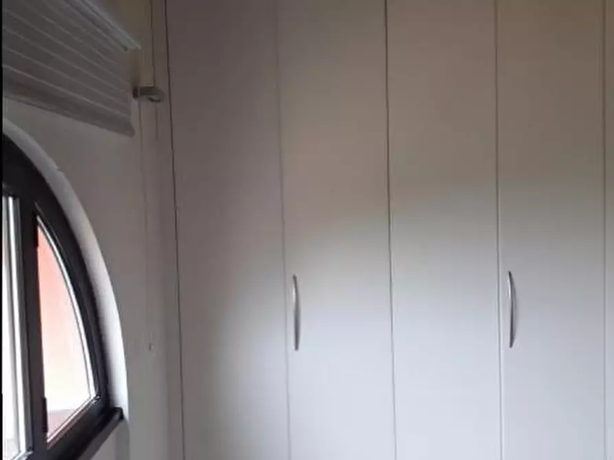 Immagine 5 di Appartamento in affitto  a Parma