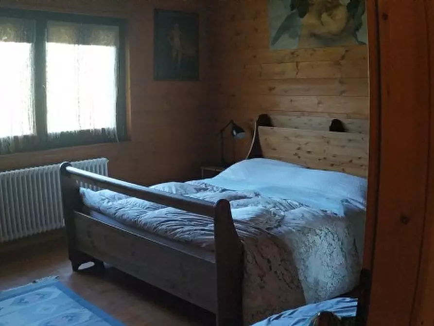 Immagine 6 di Villa in vendita  a Valmozzola