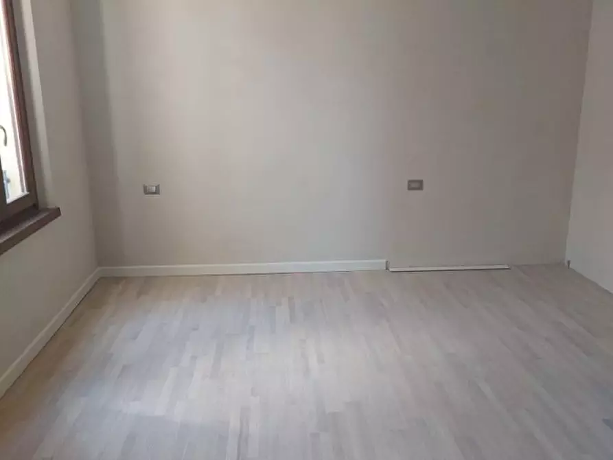 Immagine 5 di Appartamento in vendita  a Parma