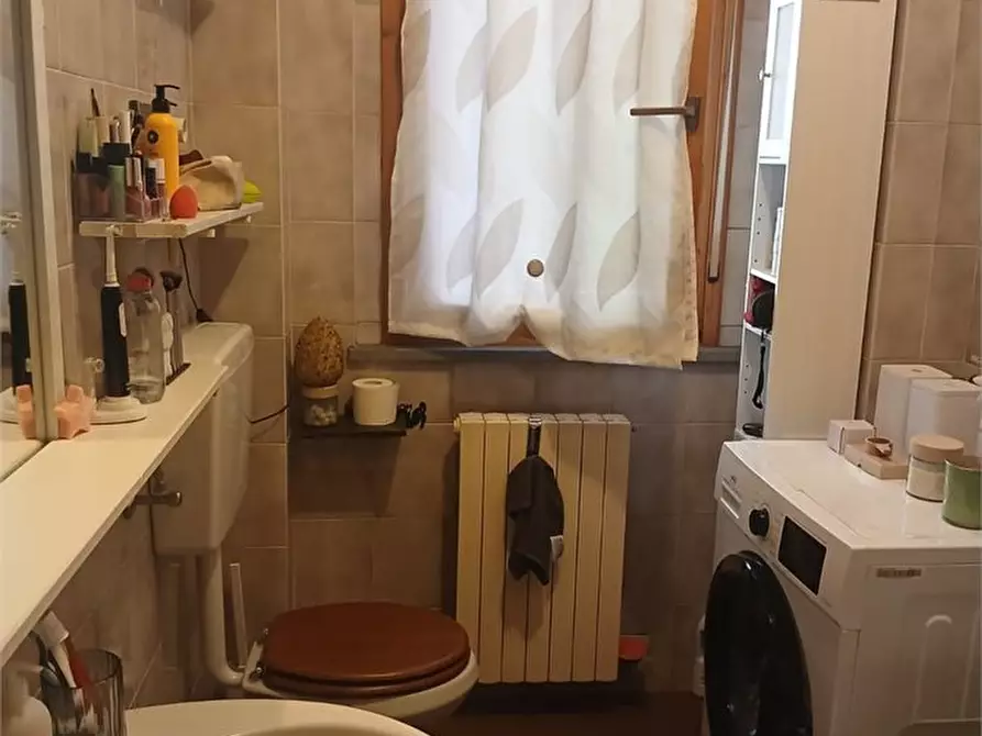 Immagine 6 di Appartamento in vendita  a Parma