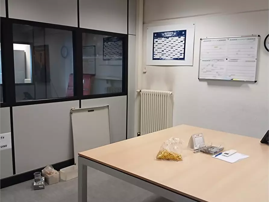 Immagine 8 di Capannone industriale in vendita  a Parma