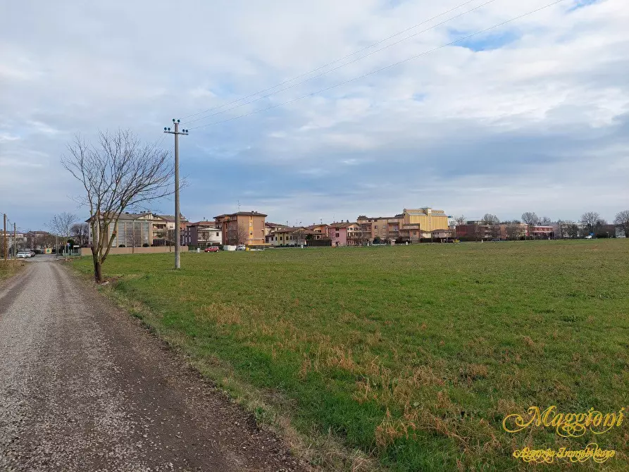 Immagine 6 di Terreno in vendita  a Parma