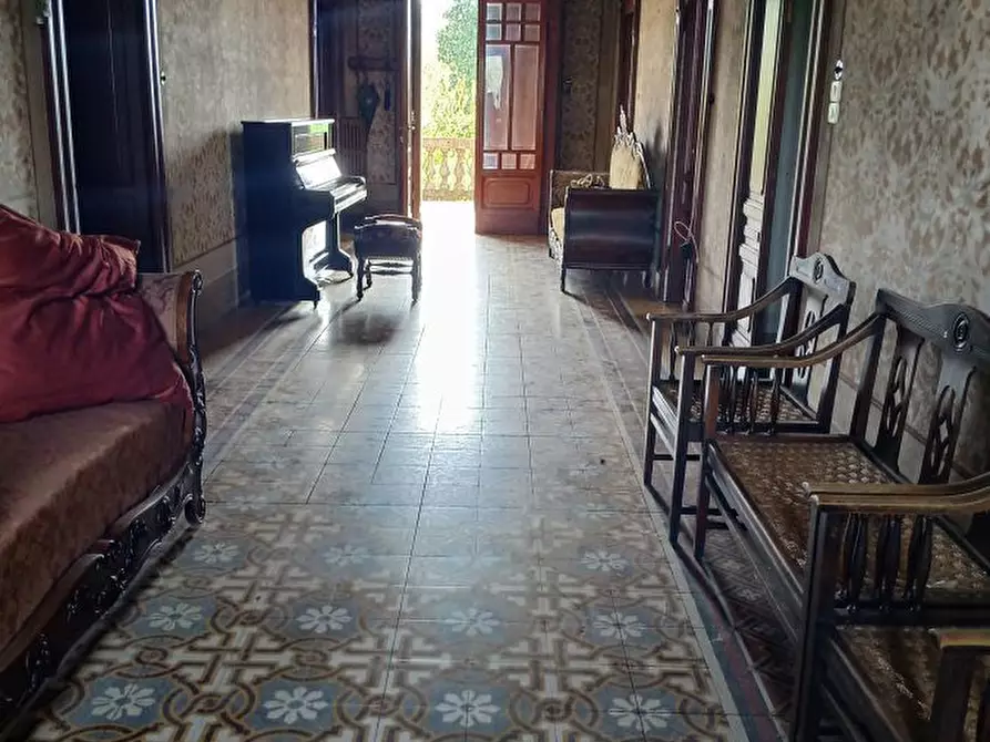 Immagine 3 di Villa in vendita  a Parma