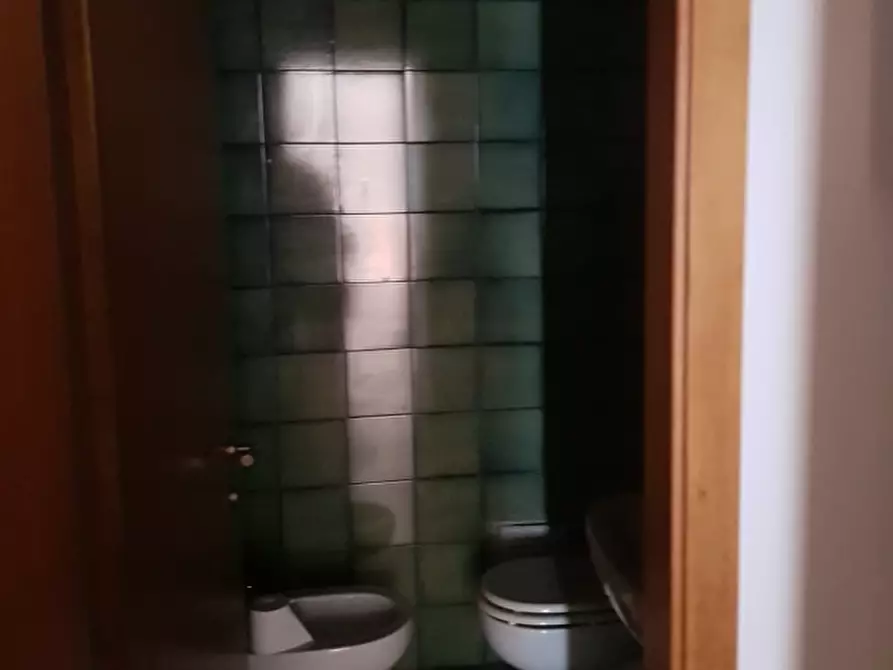 Immagine 5 di Ufficio in affitto  a Carpi