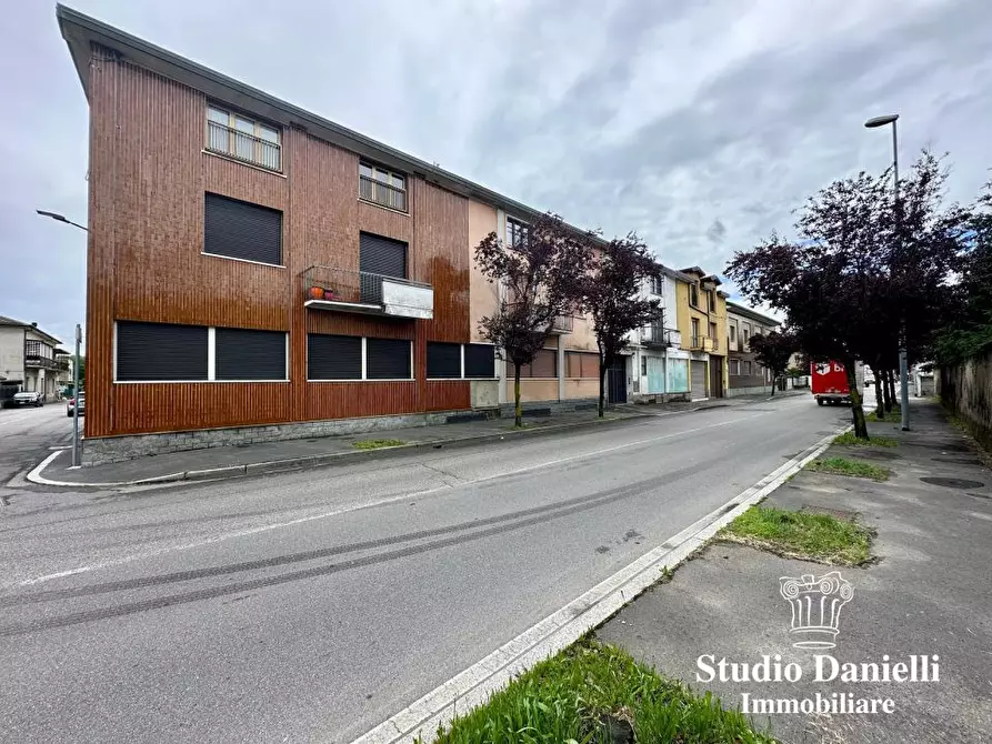 Immagine 2 di Appartamento in vendita  80 a Cesano Maderno